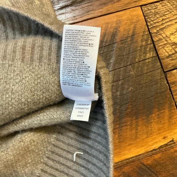 Athleta Hawthorne Textured Crew Sweater Merino Wool Gray Size Small - Picture 7 of 7